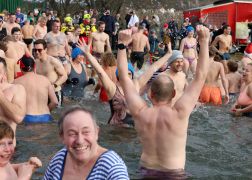 Neujahrsschwimmen 2024 In Jena 15